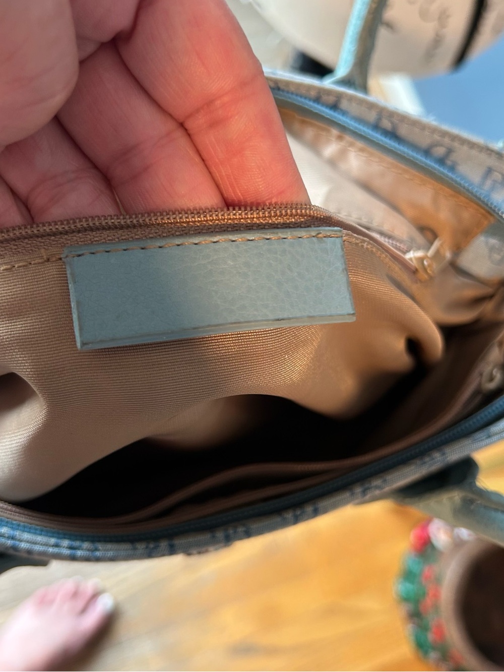 D&B fake double pocket hand bag - Picture 7 of 14
